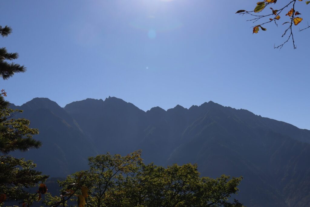 笠新道から見える穂高連峰