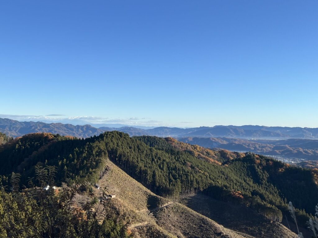 名もなき峰からの景色