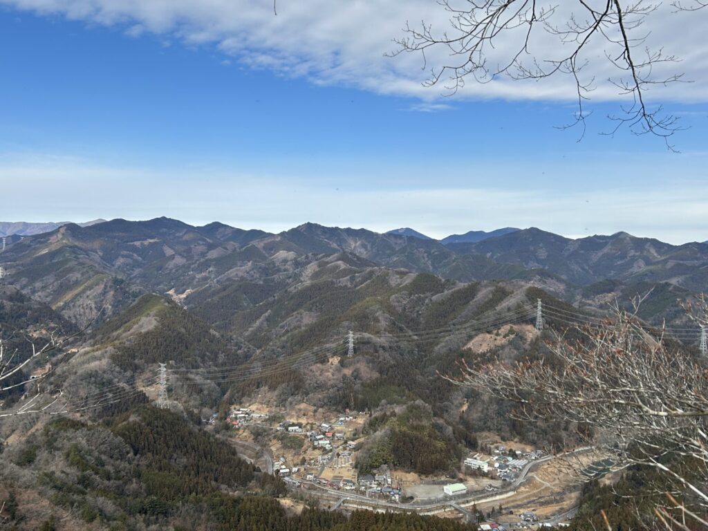 観音山からの父不見山