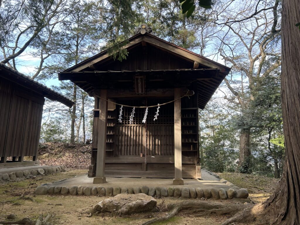 竜ヶ谷山雷電神社