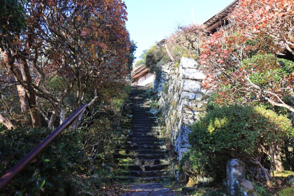 法性寺の石段