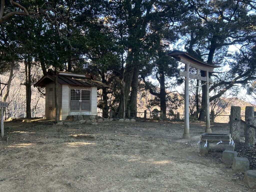 高取山山頂広場