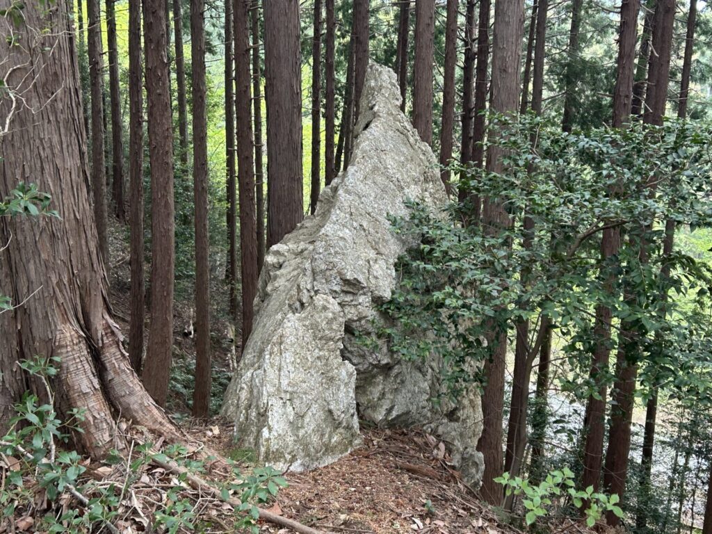 都幾山冠岩