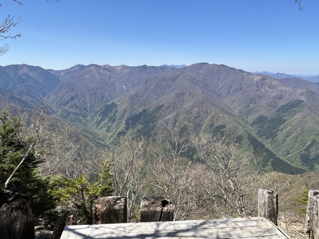 白岩小屋からの展望