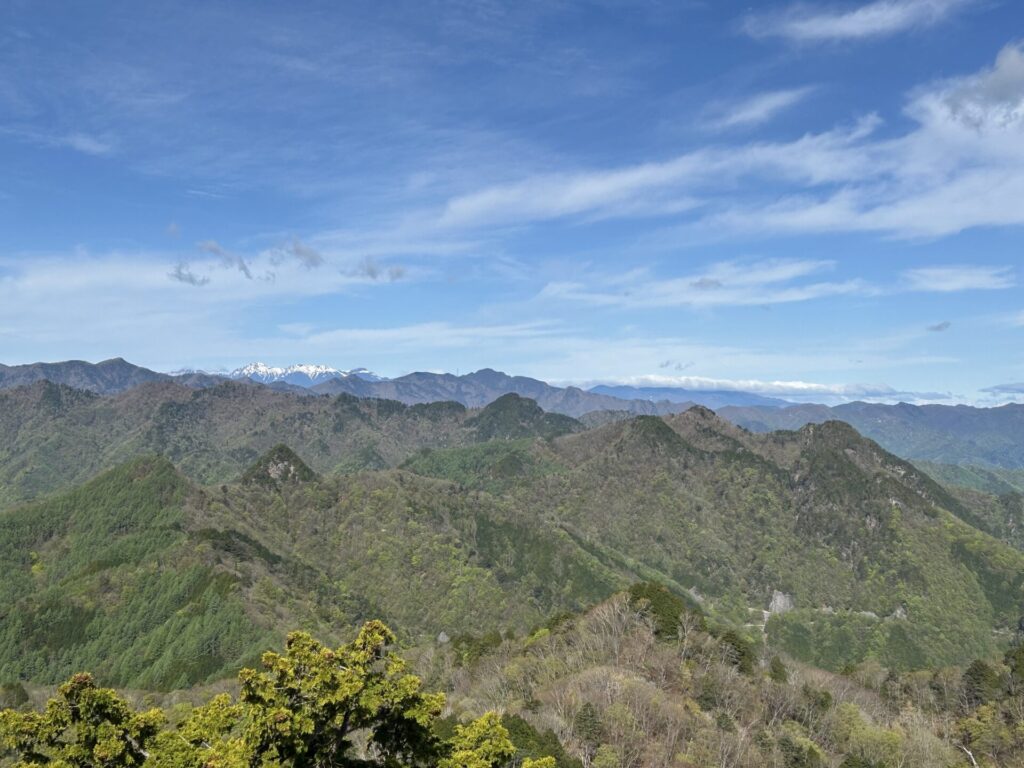 赤岩岳山頂からの景色