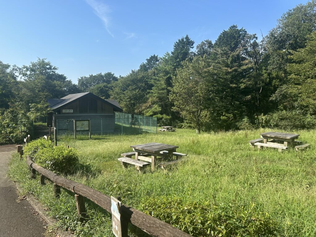 六道山公園トイレ