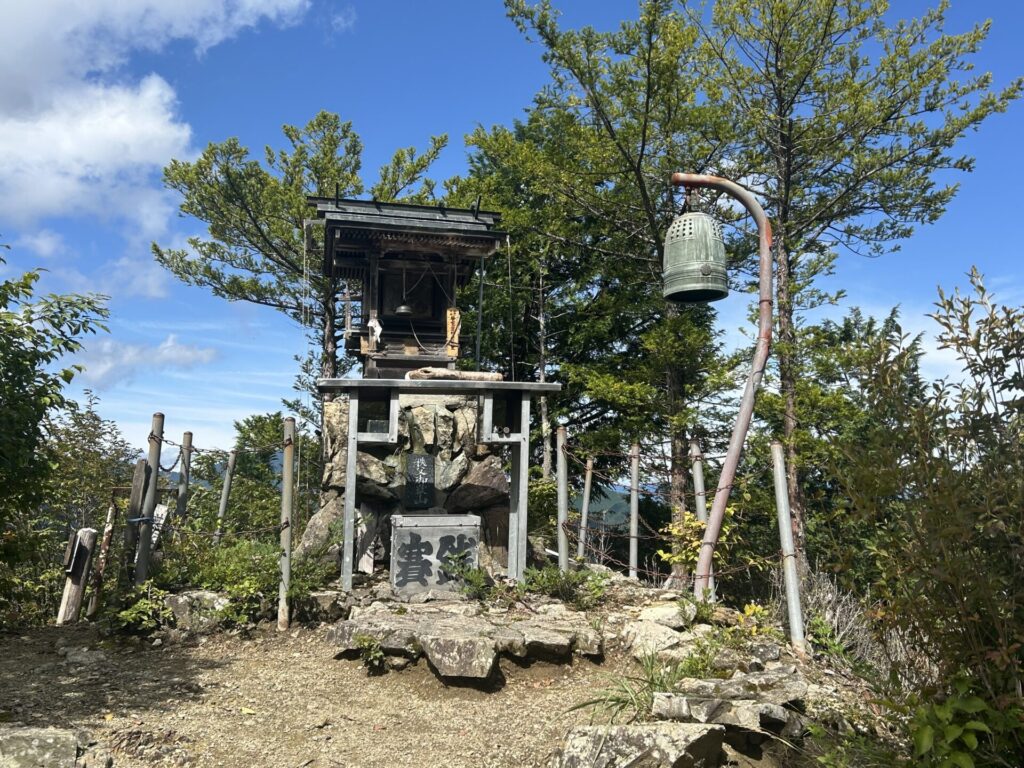 秩父御岳山