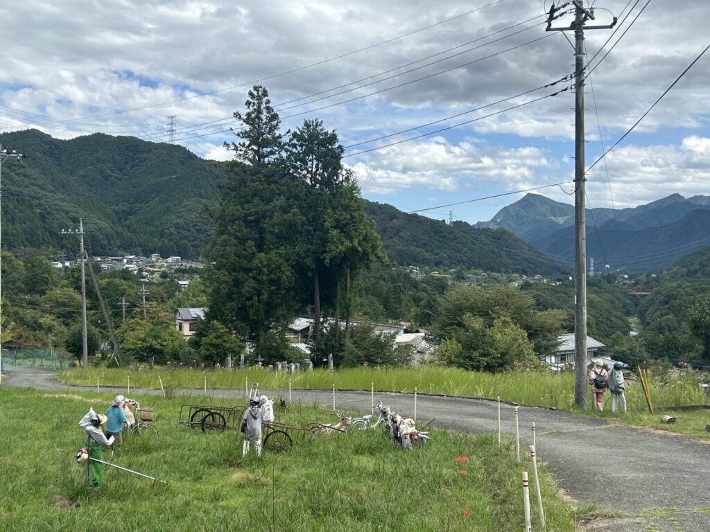 かかしと武甲山